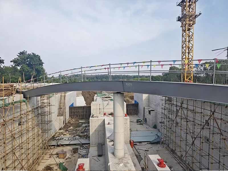 Steel Box Girder Fabrication Project for Navigation Lock & Floodgate Working Bridges